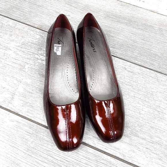 NEW TROTTERS DORIS METALLIC BURGUNDY HEEL PUMPS - Picture 5 of 8